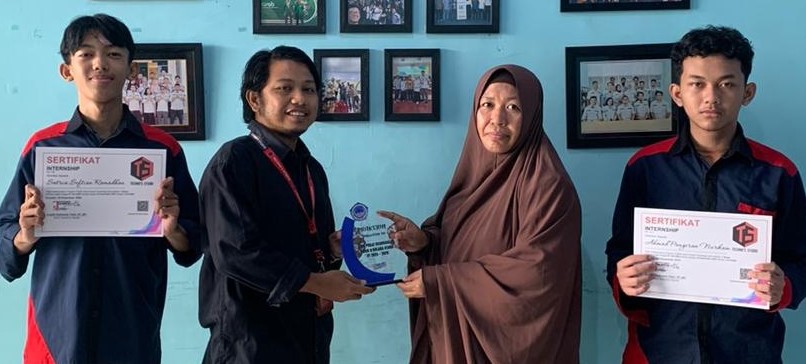 Cetak Talenta Digital Daerah, Techno's Studio Resmi Lepas Siswa Magang SMKN 3 Kolaka Utara